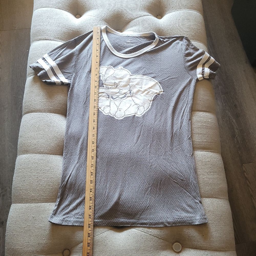 Disney Parks Juniors DUMBO Jersey Tee T Shirt Established 41 Gray White Large - Picture 9 of 14